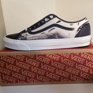 Vans Monochrome Men's Sneakers